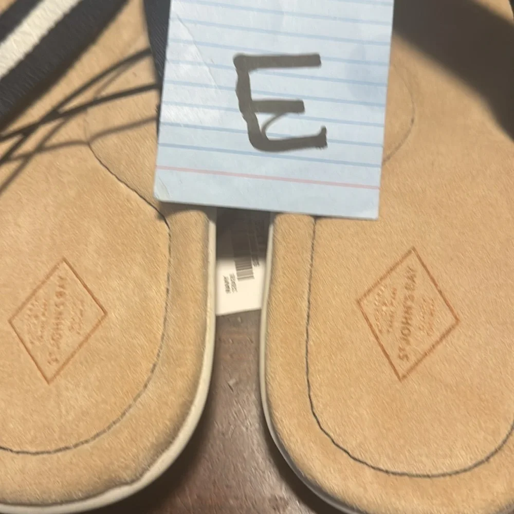 St. John's Bay Mens Flip-Flops Large 11/12 Blue and Tan